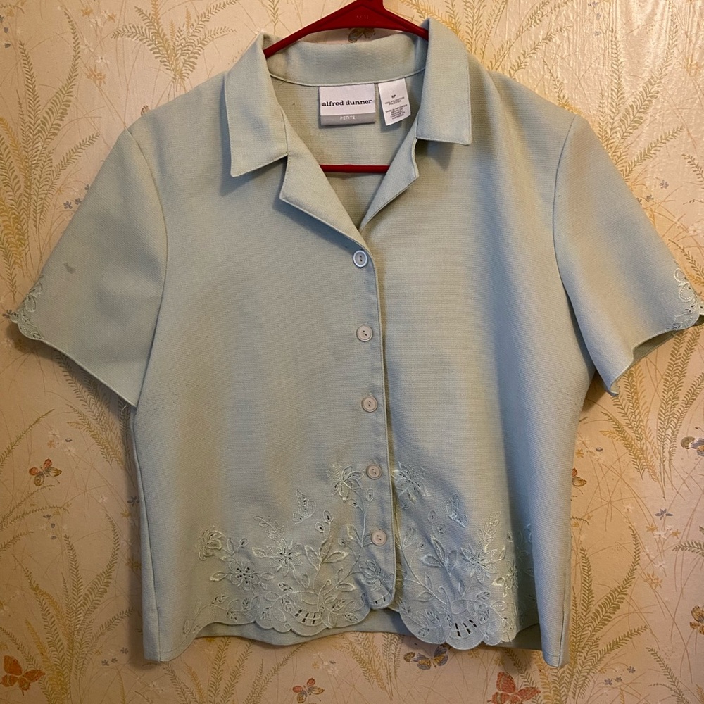 Alfred Dunner Petite Button down Women’s Shirt
